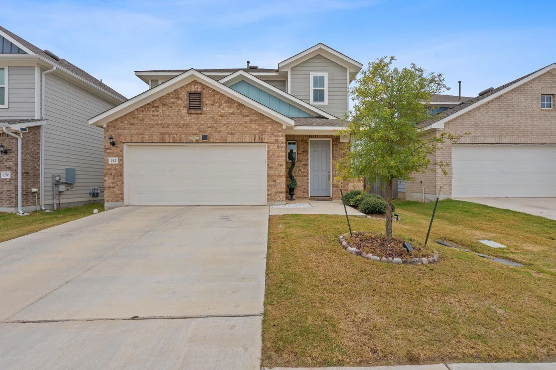 Photo of 152 Riverhill DR
