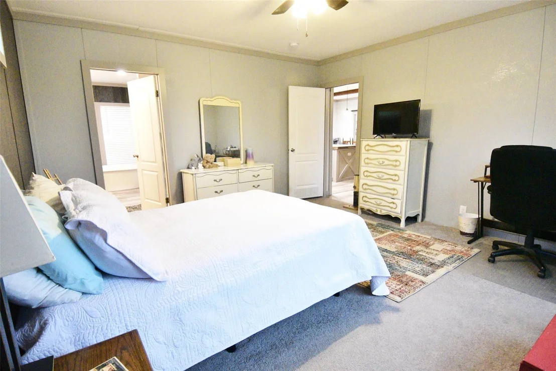 Photo of 107 Village LN