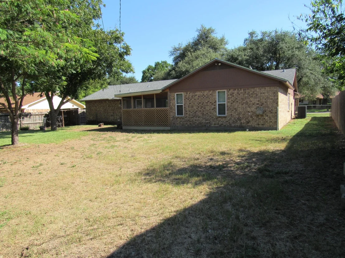 Photo of 306 Ruggles LOOP