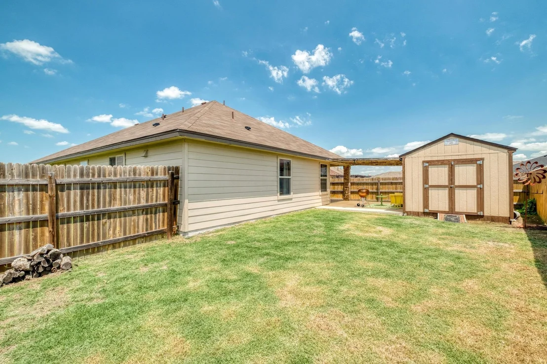 Photo of 125 Lillian DR