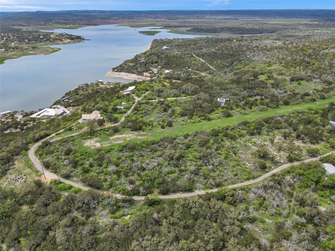 Photo of 628 Ed Low DR