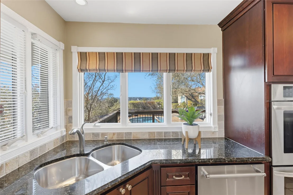Photo of 6810 Jester BLVD
