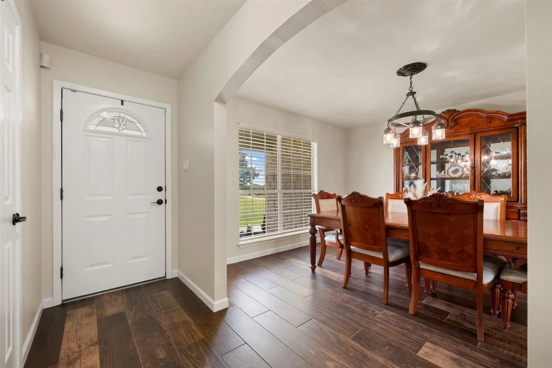 Photo of 111 Lookout CIR