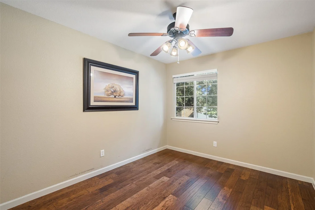 Photo of 11612 Bruce Jenner LN