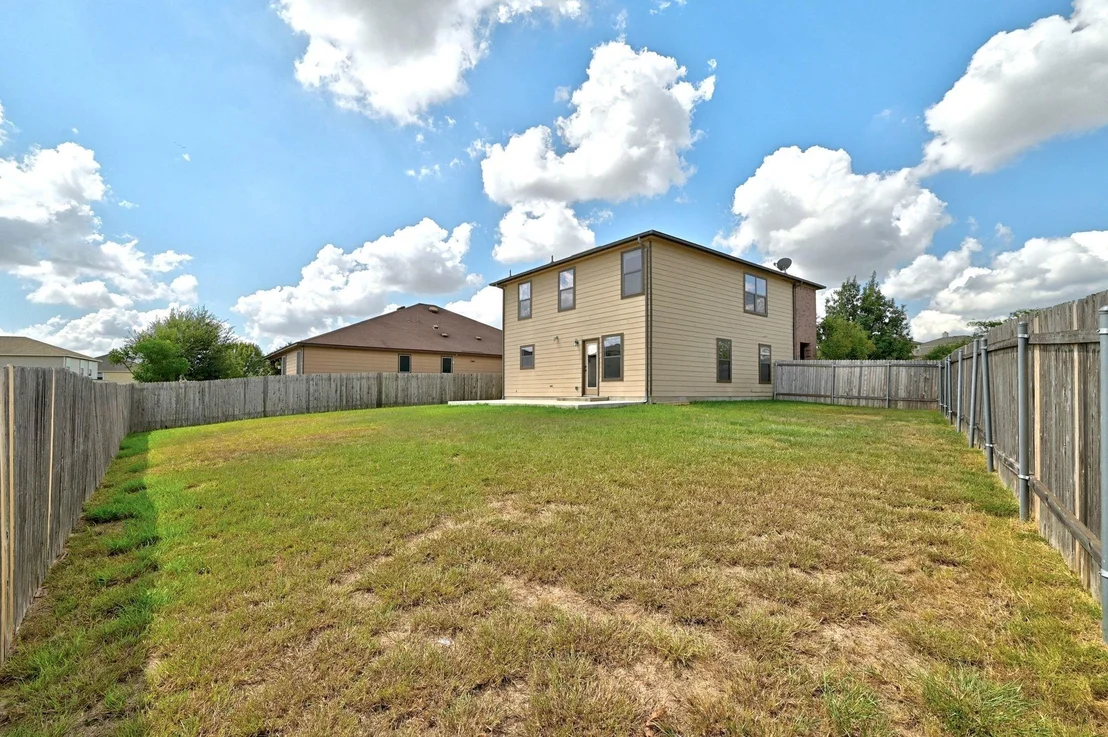 Photo of 290 Cushman DR