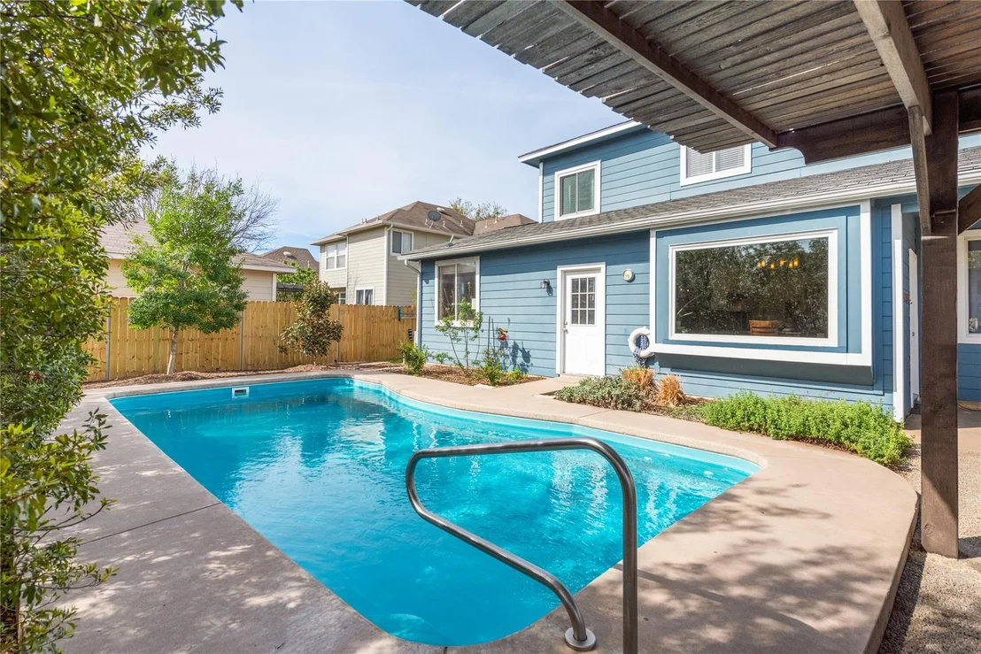 Photo of 261 Tobin DR