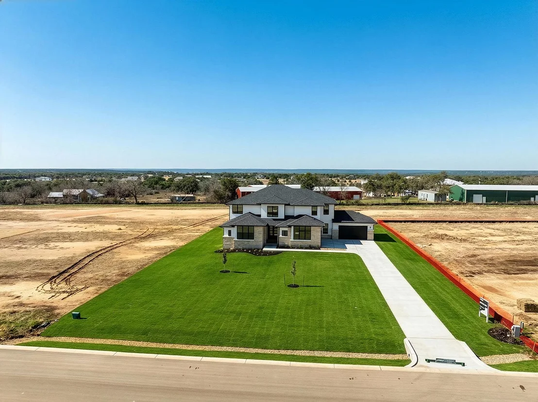 Photo of 2429 Lineage LN
