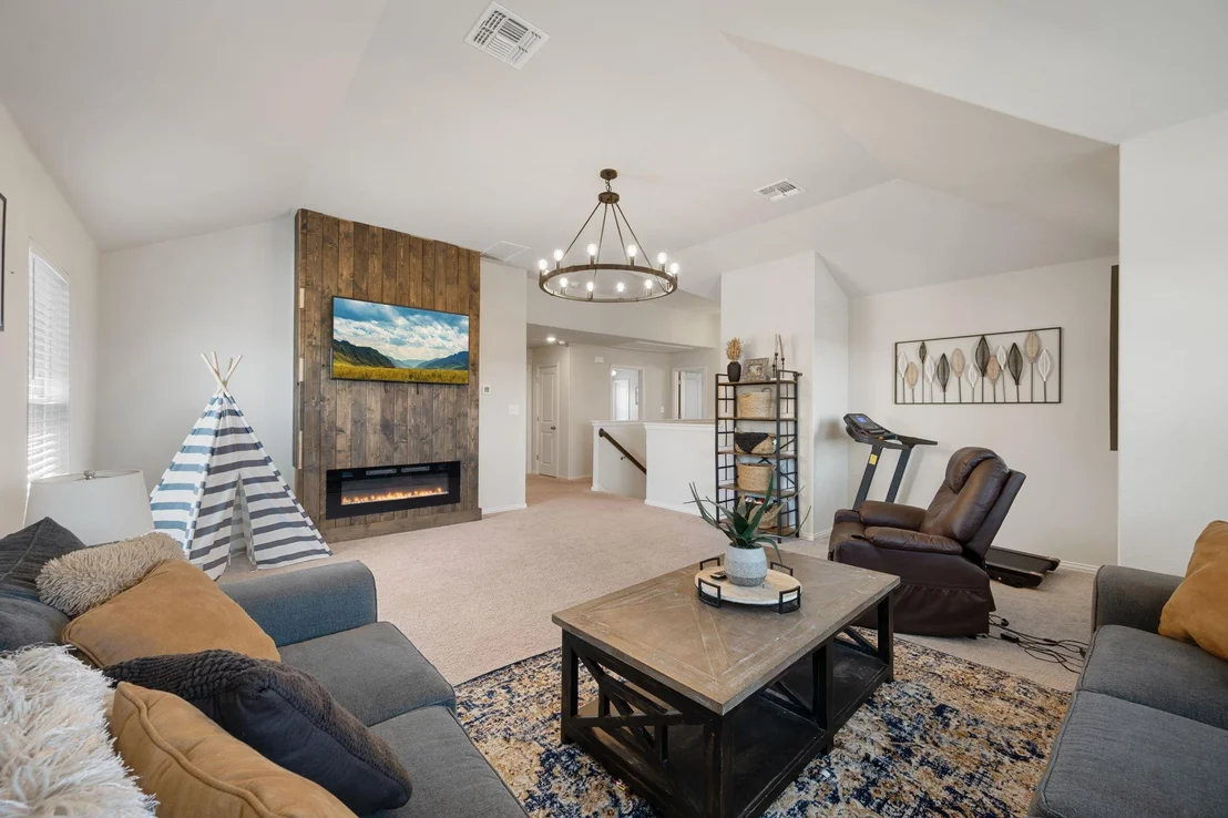 Photo of 128 Bright Star LN