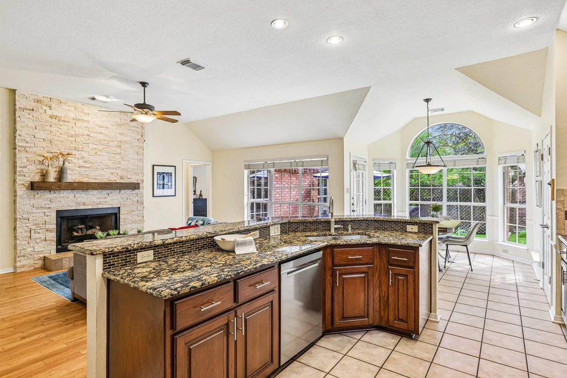 Photo of 3917 Trout DR