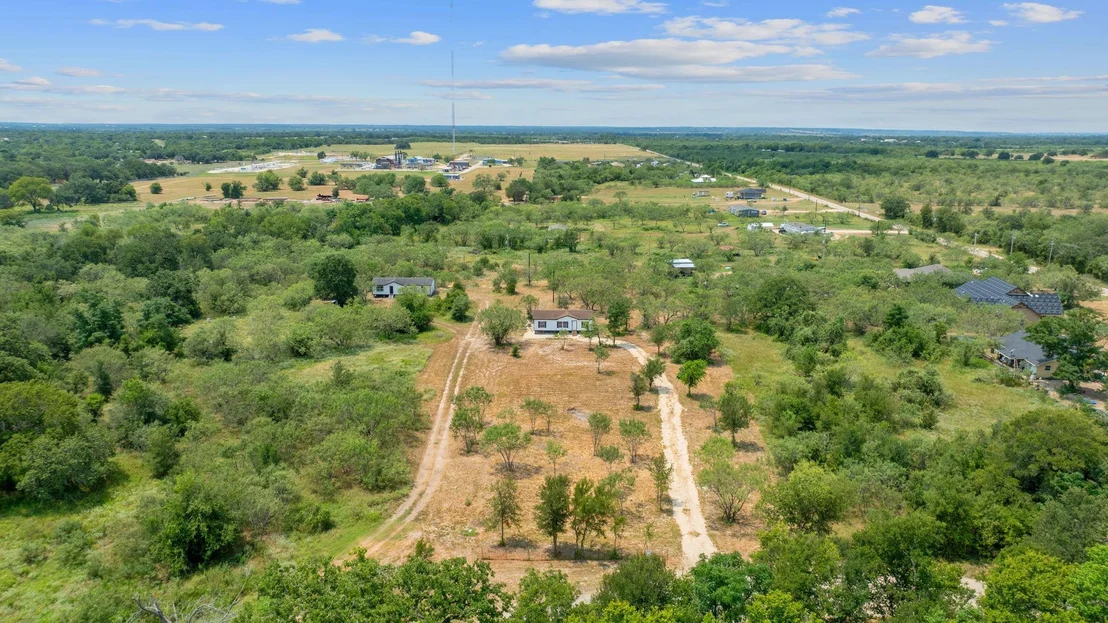 Photo of 1375 Plant RD