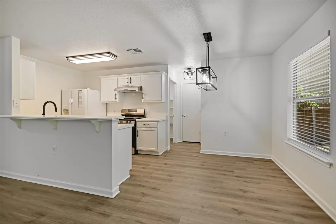 Photo of 11504 Robert Wooding DR