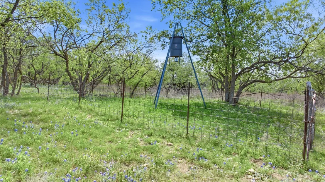 Photo of 6947 Moody RD