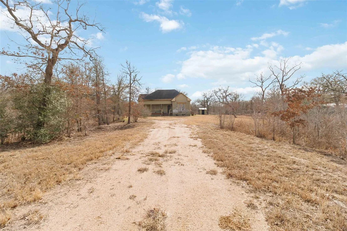 Photo of 323 Cedar LN