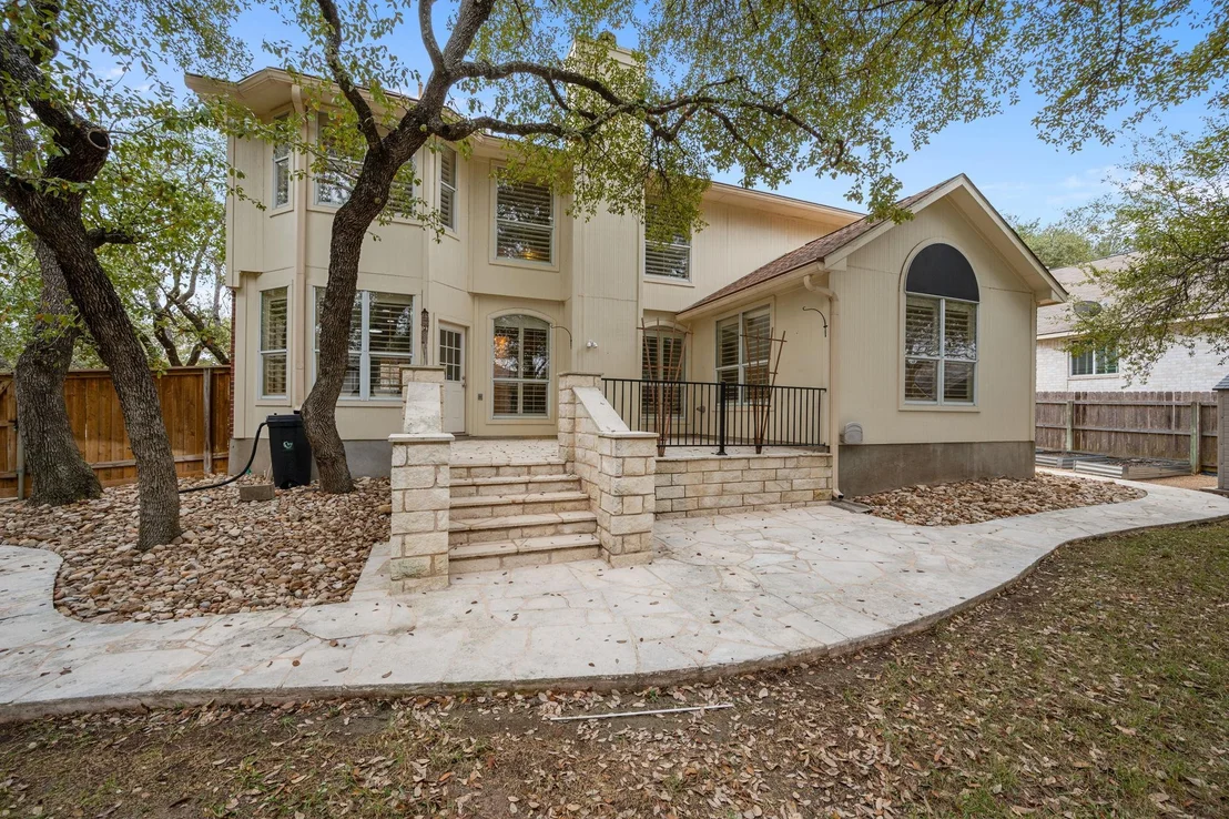 Photo of 1907 Holly Hill DR