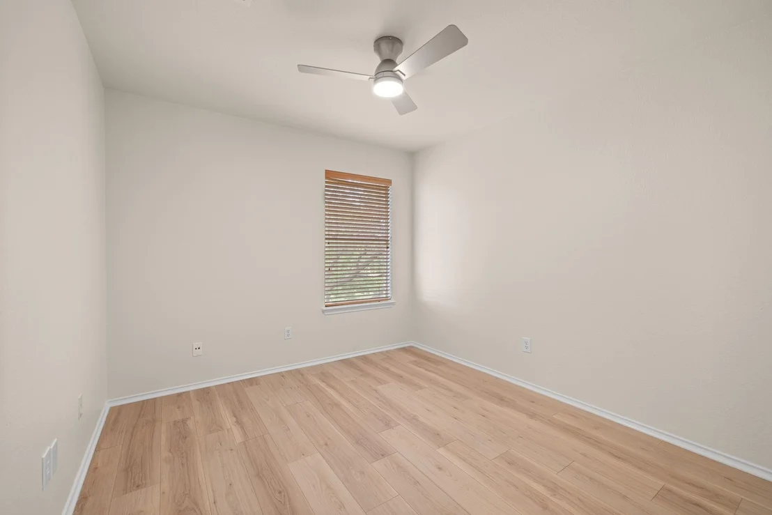 Photo of 725 Leann LN