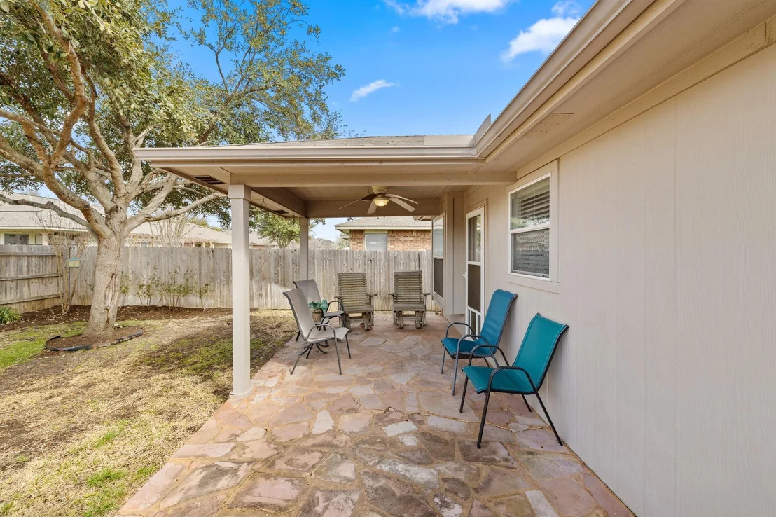 Photo of 2137 Pearson WAY
