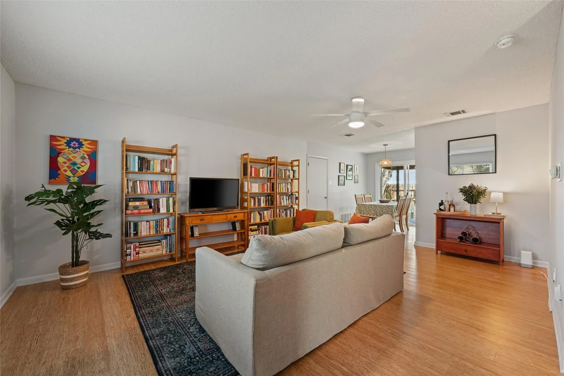 Photo of 716 Wales WAY