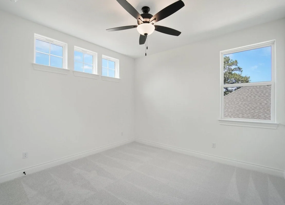Photo of 205 Fair Oaks DR