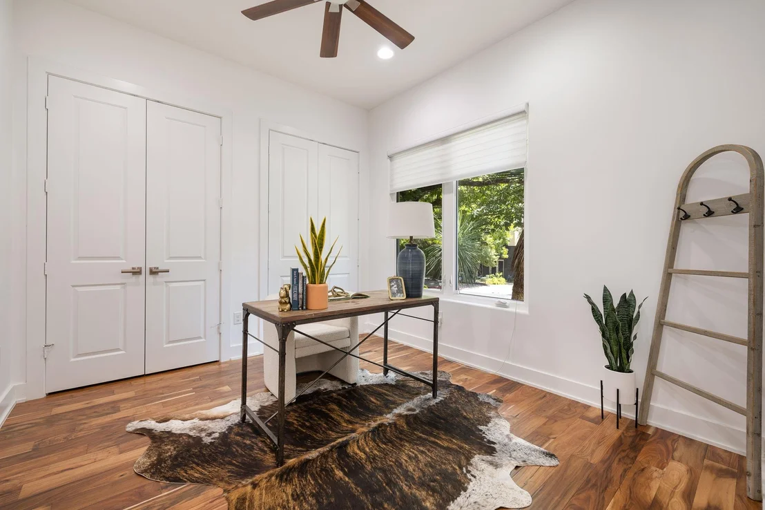Photo of 1208 Kinney Ave