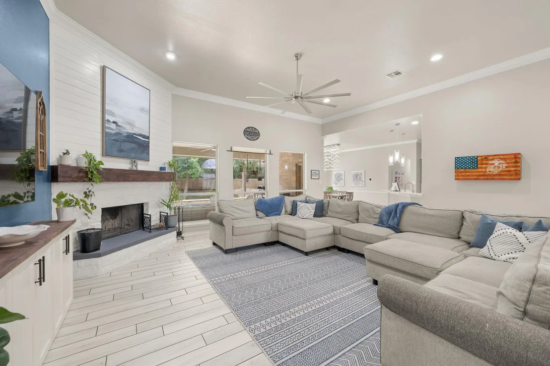 Photo of 239 Eagle Landing DR