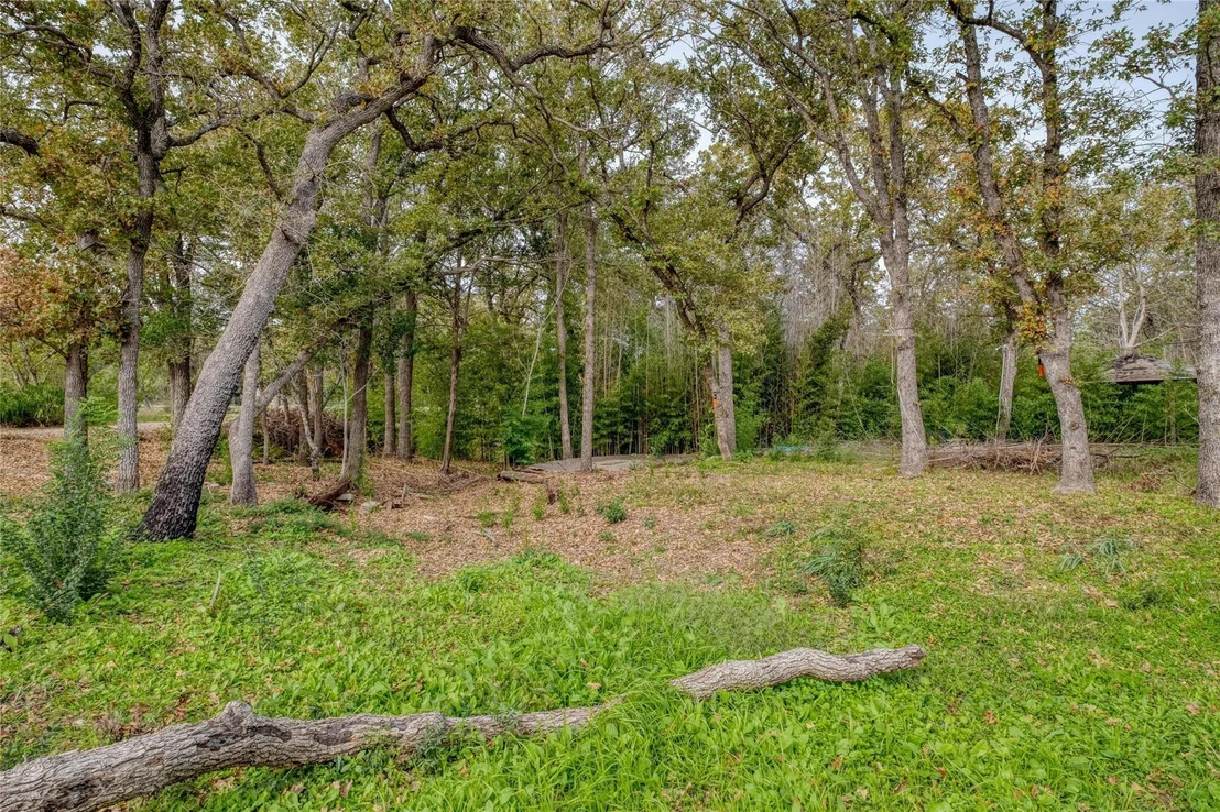 Photo of 201 Artesian DR