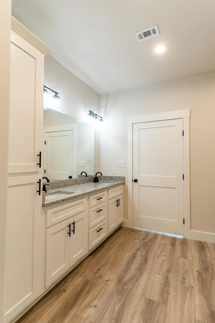 Photo of 320 String Prairie WAY