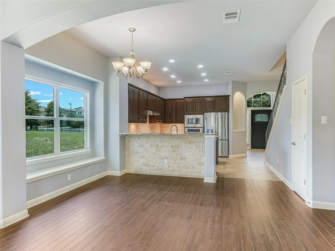 Photo of 6633 Estana LN