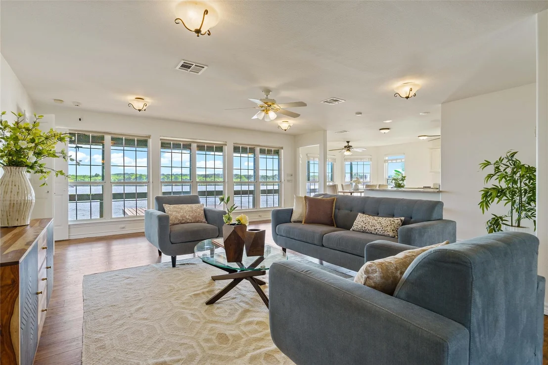 Photo of 130 Circle PT