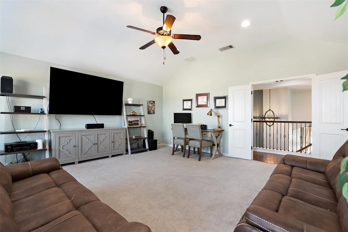 Photo of 302 Bellagio DR