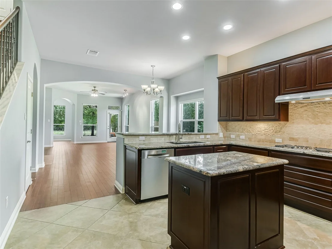 Photo of 6633 Estana LN
