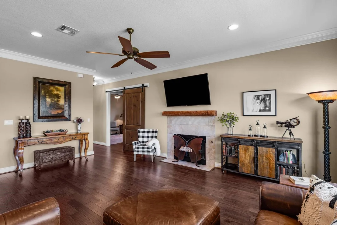 Photo of 108 Willow Hill DR