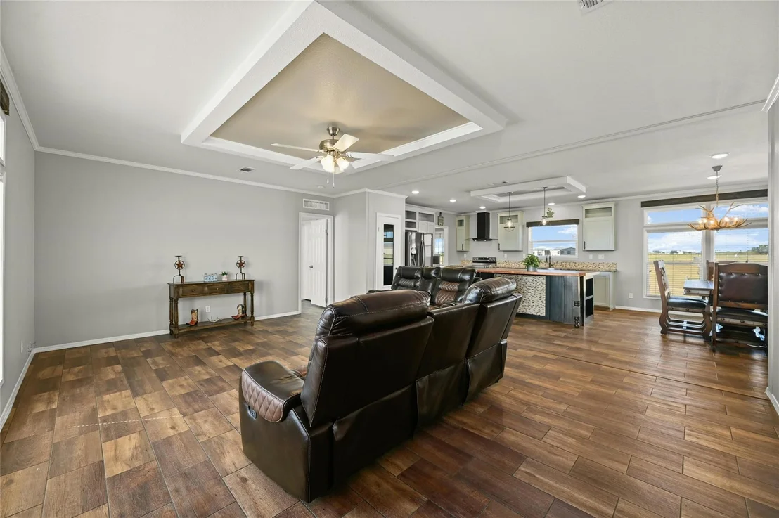 Photo of 128 Dockal DR