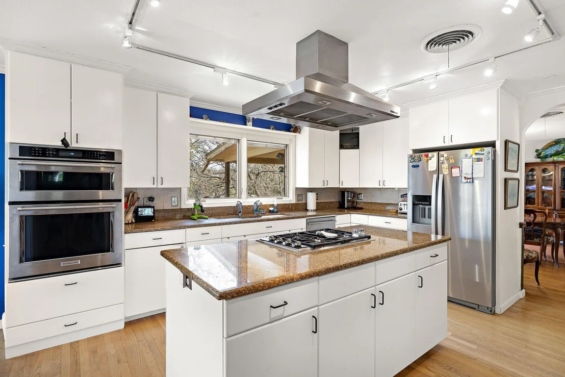 Photo of 7 Inwood CIR