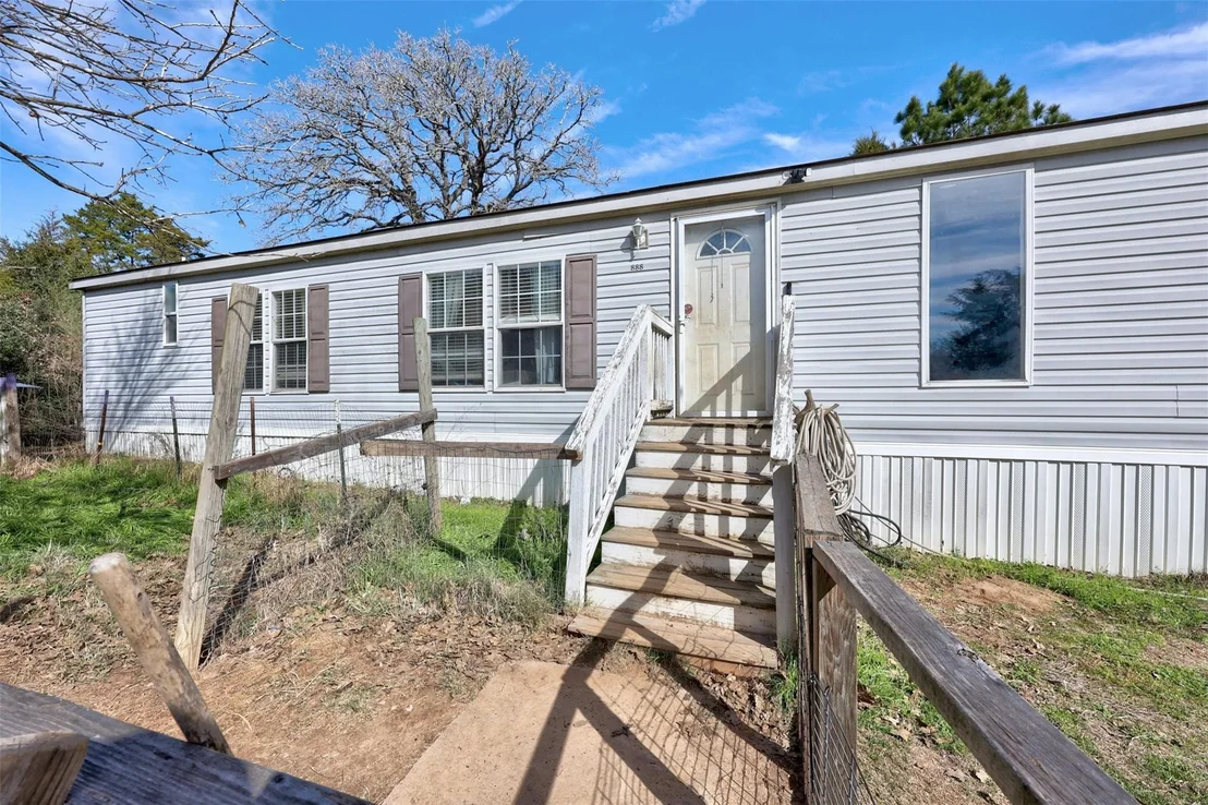 Photo of 888 Pine Valley LOOP