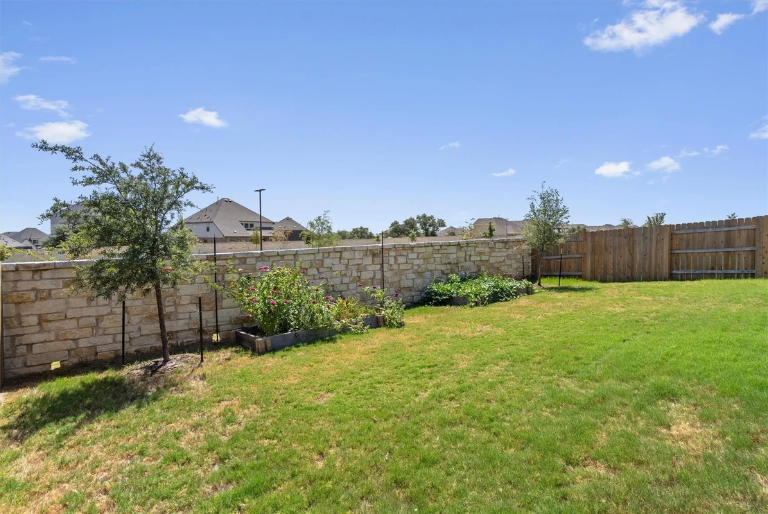 Photo of 1304 Snowdrop DR