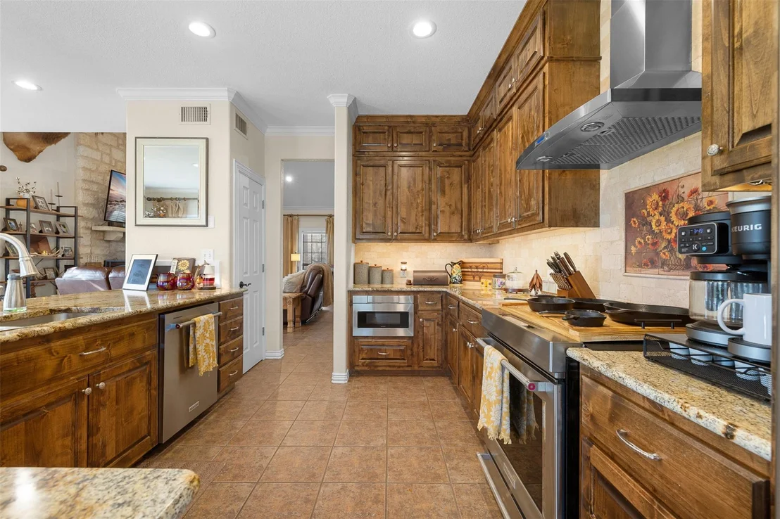Photo of 8901 County Road 108