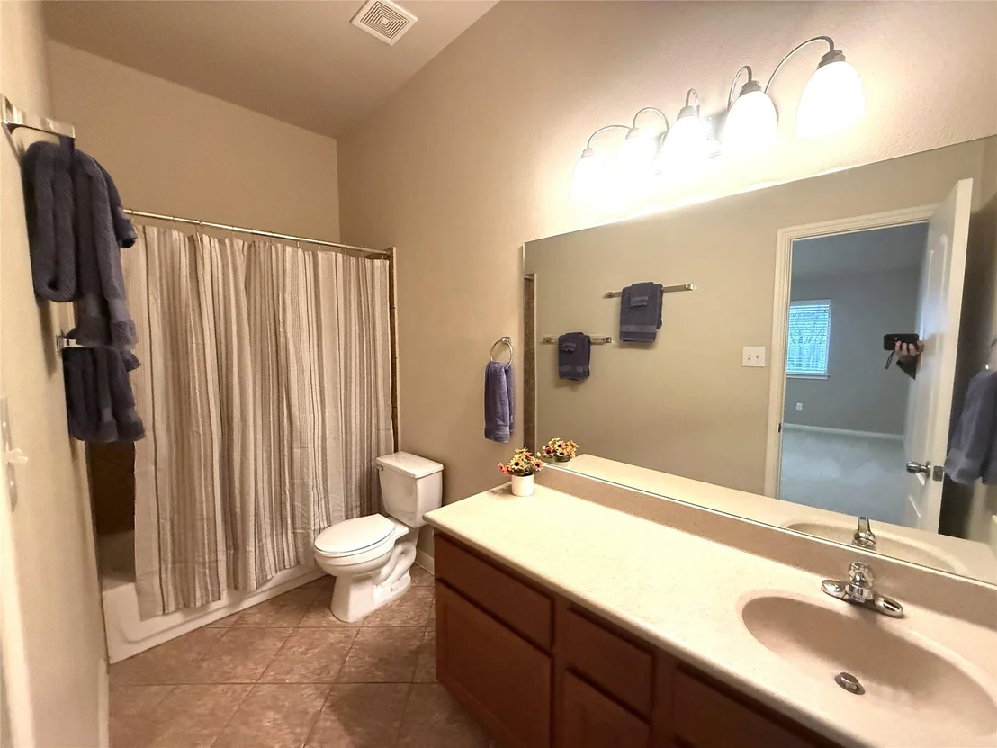 Photo of 608 Pebblestone Walk DR