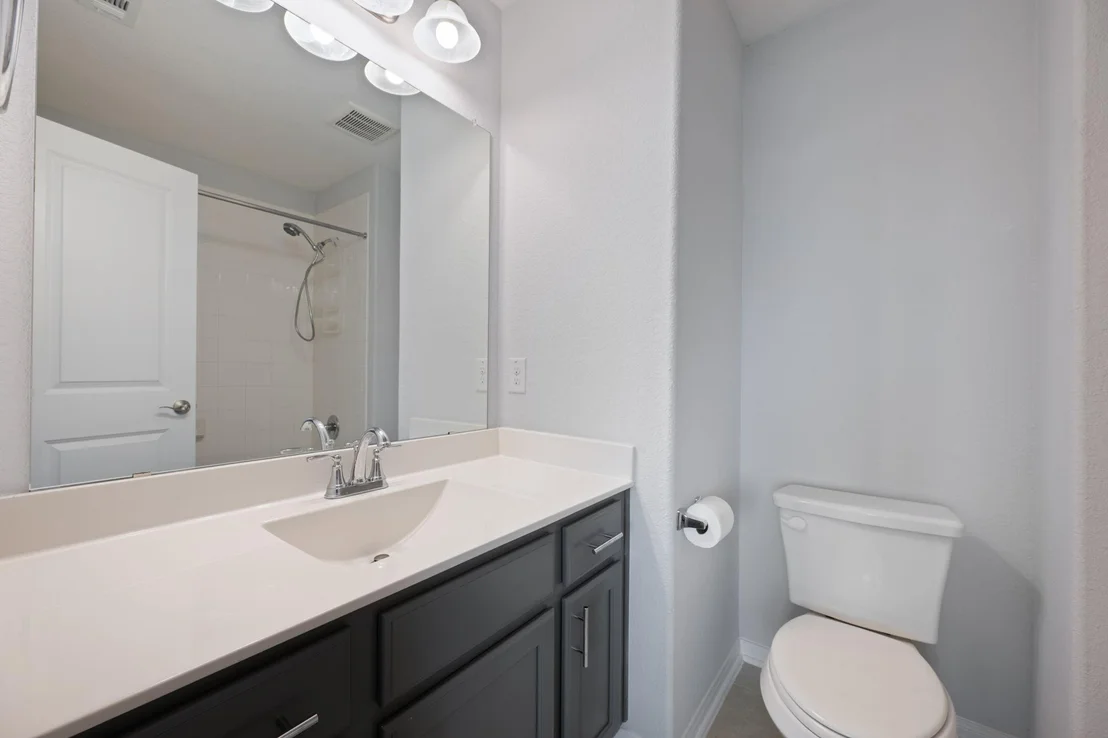 Photo of 6122 Genova PL
