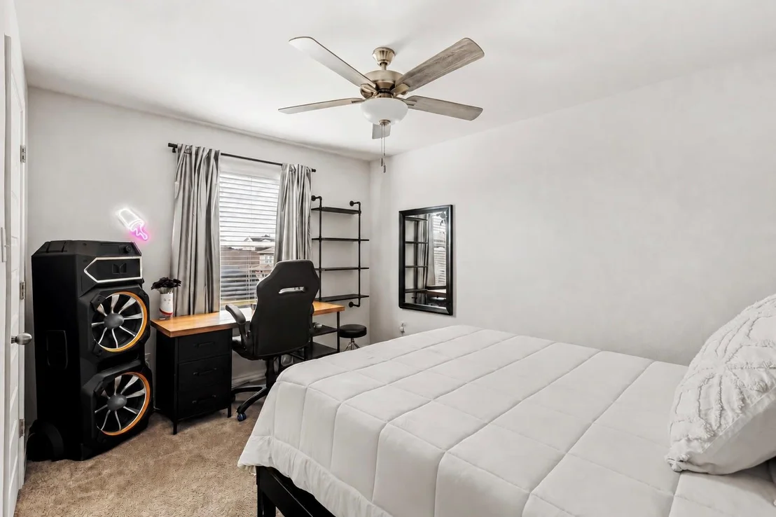 Photo of 862 Pepperbark LOOP