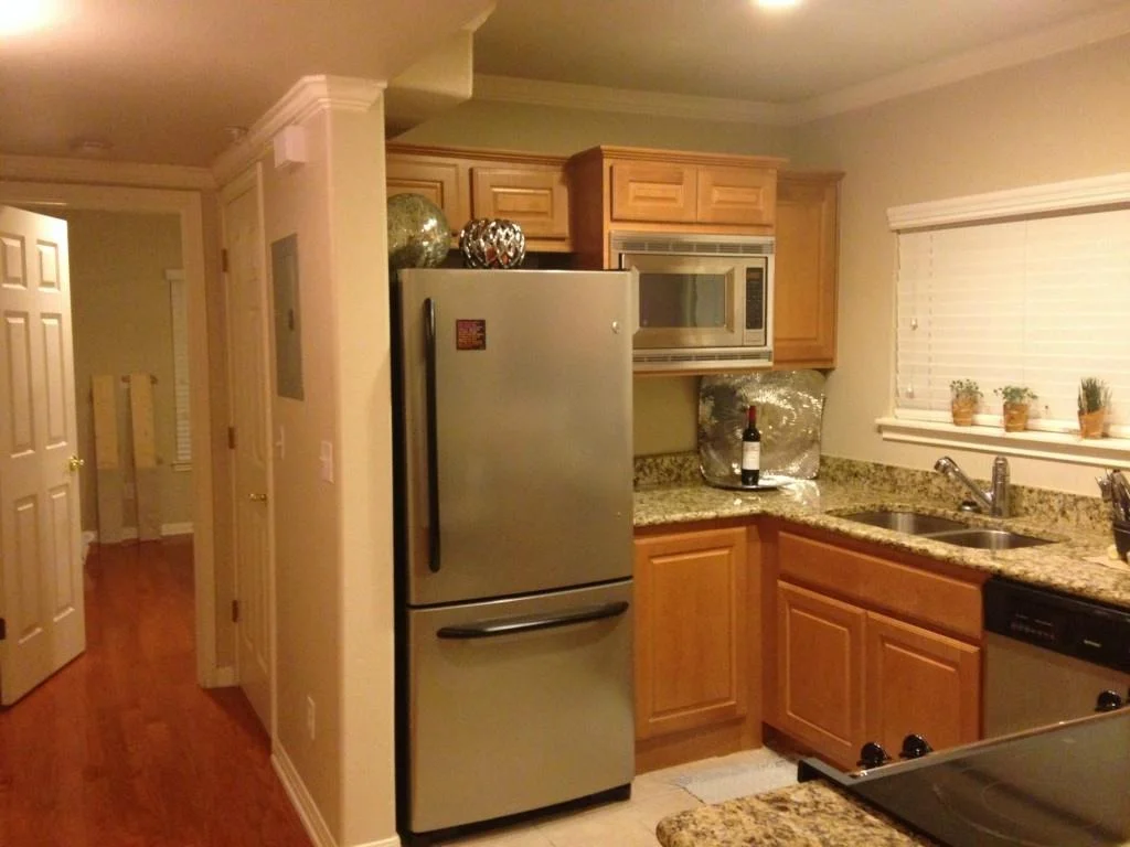 Photo of Unit 3 at 3011 Speedway ST