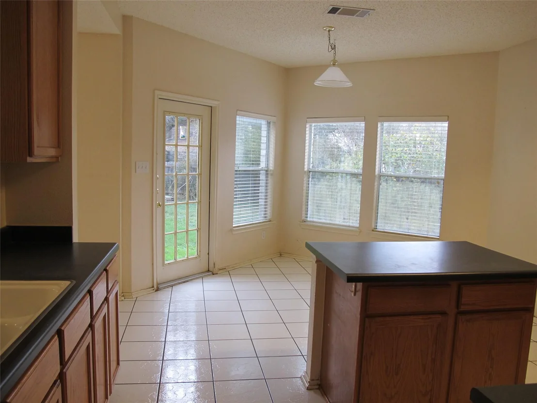 Photo of 2011 Jasper LN