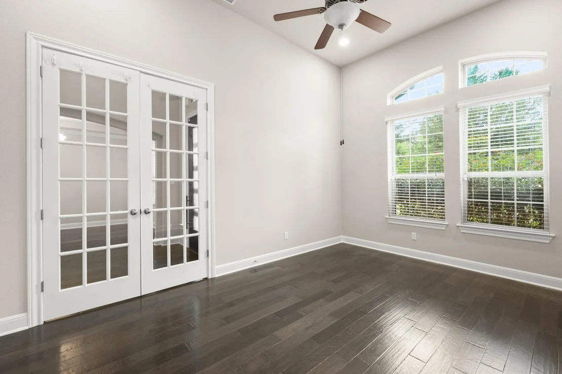 Photo of 442 Jacksdaw DR