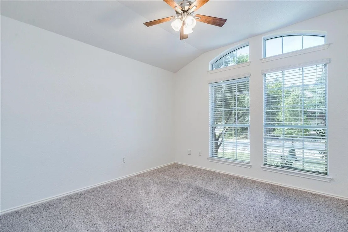 Photo of 2912 Lynnbrook DR