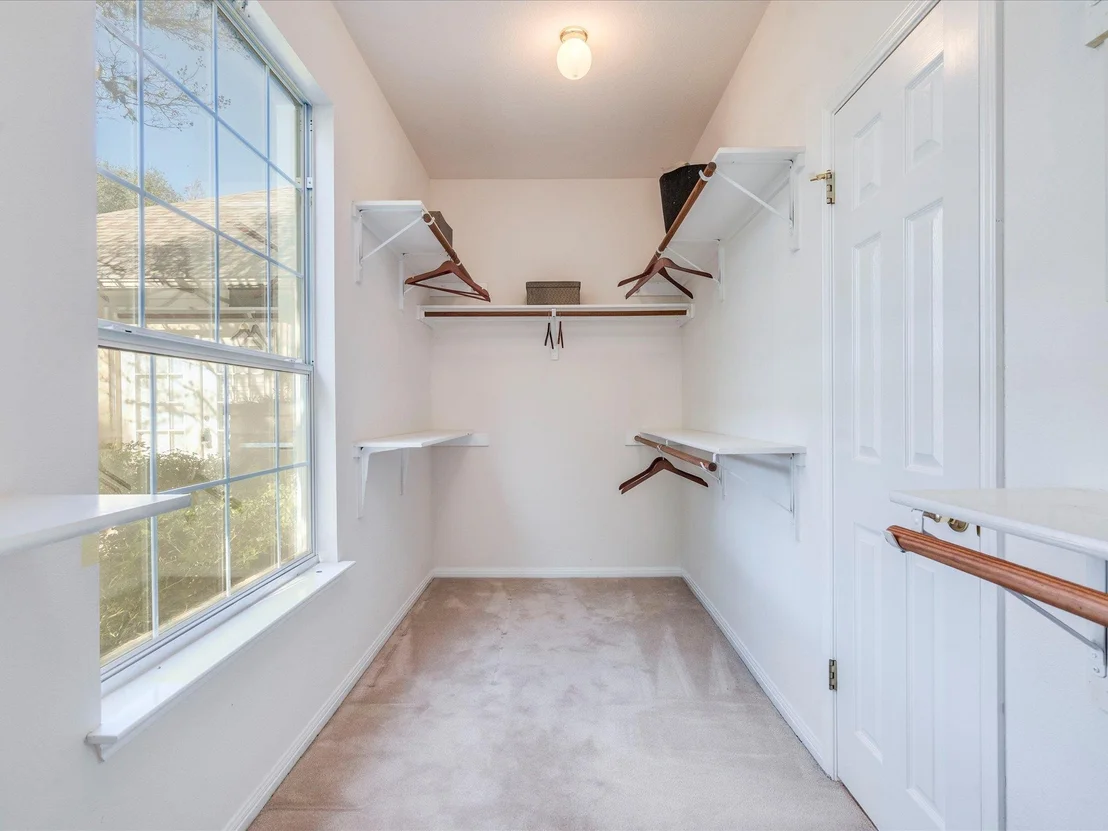 Photo of 10609 River Plantation DR