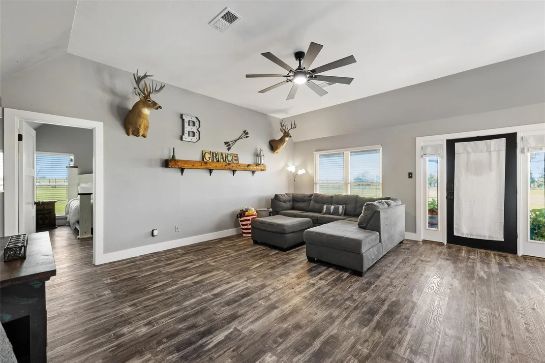 Photo of 3350 County Road 303