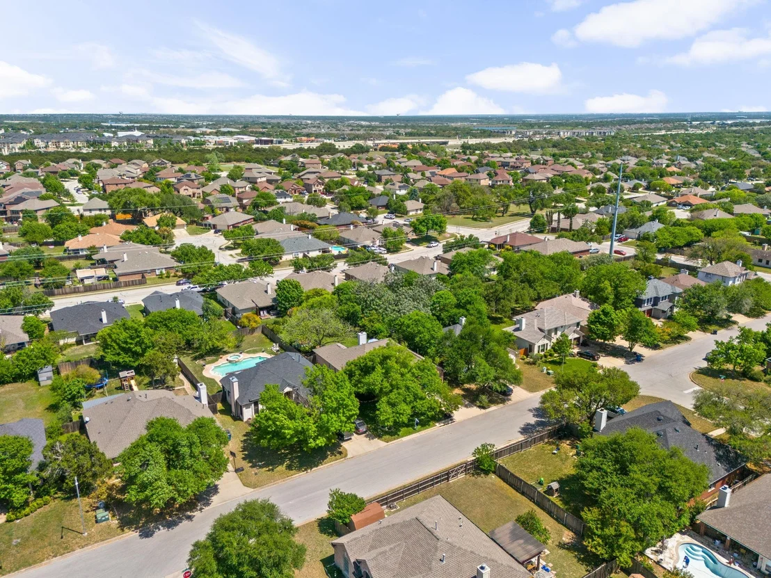 Photo of 1212 Willow Creek DR