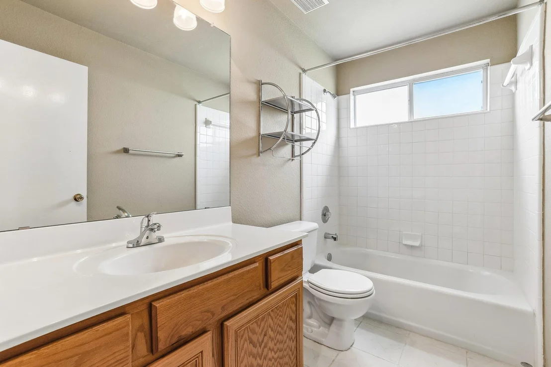 Photo of 2527 Tandi TRL