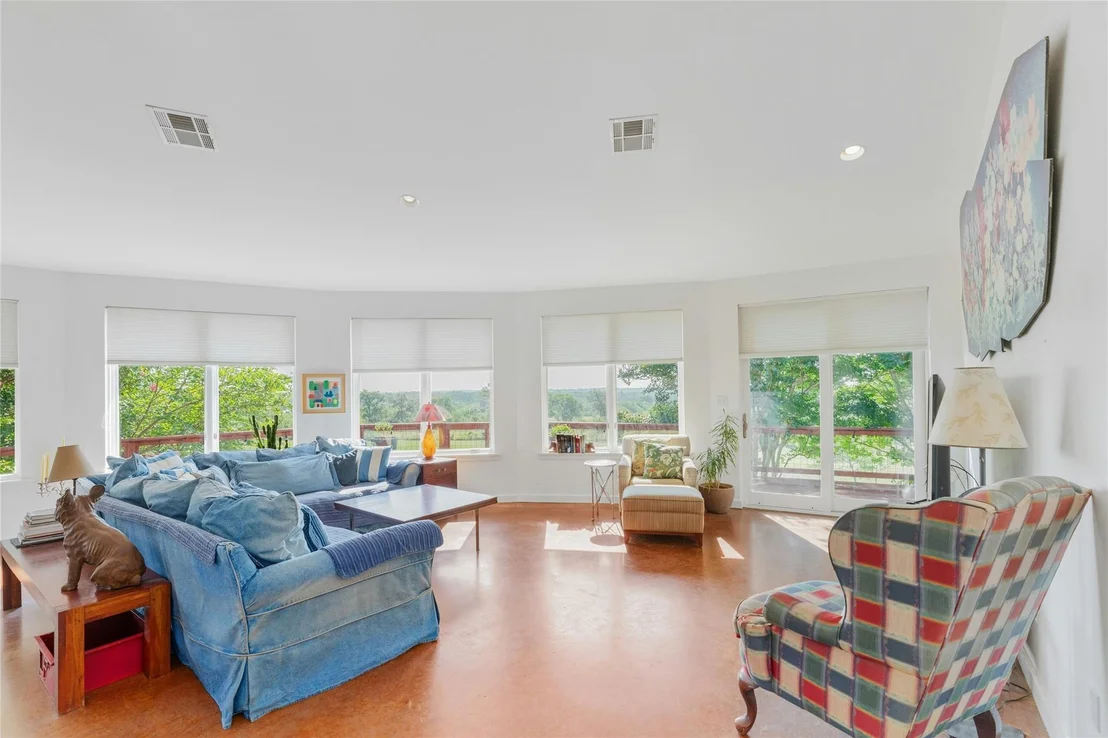 Photo of 15950 Decker Lake RD