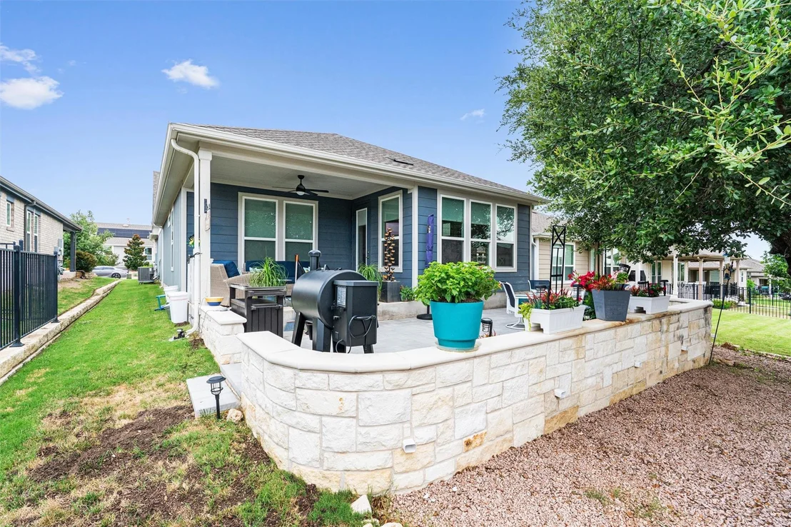Photo of 706 Kitty Hawk RD