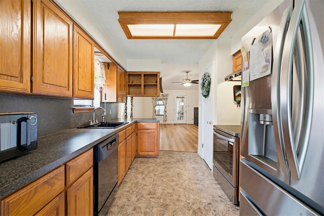Photo of 501 Meadow DR
